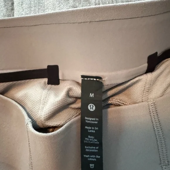Lululemon Men’s Fast and Free Baselayer Tights size Medium - Picture 4 of 4
